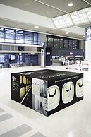 9h nine hours Narita Airport