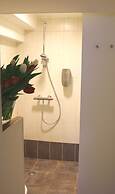 Floris Hotel