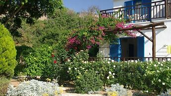 Hylatio Tourist Village