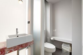 Metz Pratunam Hotel