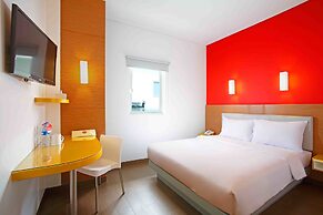 Amaris Hotel Dewi Sri