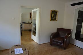Hans-Sachs-Gasse 10
