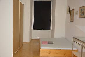 Hans-Sachs-Gasse 10