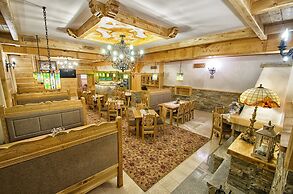 Hotel Toporów