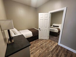 Creston Hotel