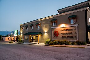 Creston Hotel