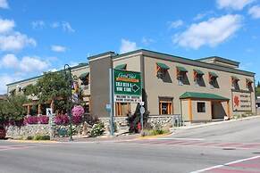 Creston Hotel