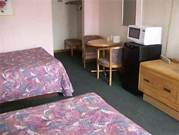 Oasis Motel