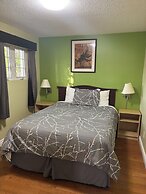 Lakeshore Suites