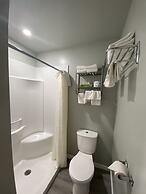 Lakeshore Suites