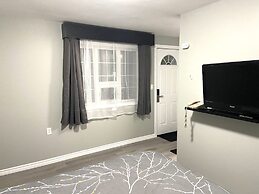 Lakeshore Suites