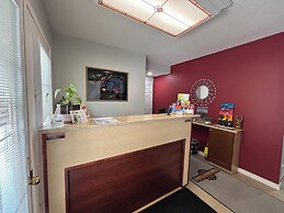 Lakeshore Suites