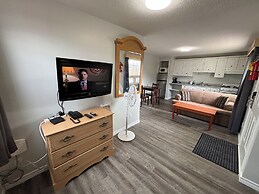 Lakeshore Suites