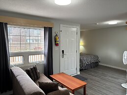Lakeshore Suites