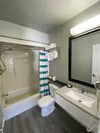Lakeshore Suites
