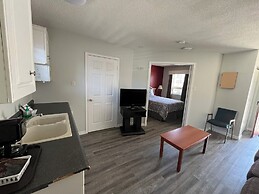 Lakeshore Suites
