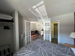 Lakeshore Suites