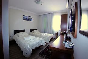 Selena Hotel