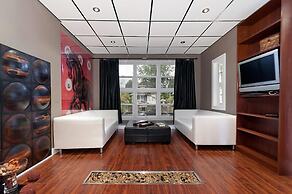 Commercial Drive Accommodations
