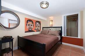 Commercial Drive Accommodations