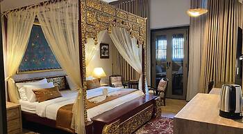 Kelantan House