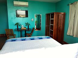 River Dolphin Hotel