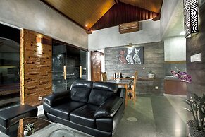 Bracha Villas