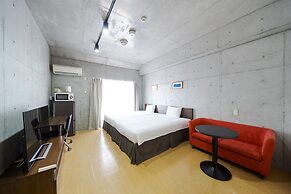 Naha-West Inn