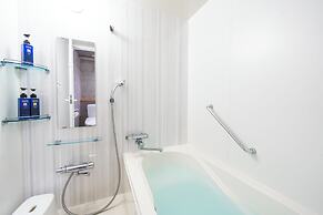 Naha-West Inn