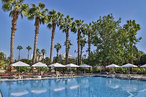 Nashira City Resort