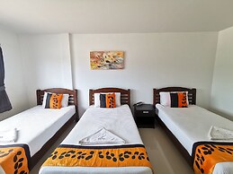 Phet Cha-am Plaza & Resort