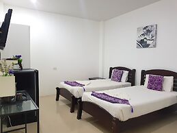 Phet Cha-am Plaza & Resort