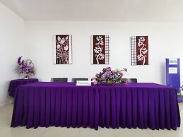 Phet Cha-am Plaza & Resort