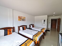 Phet Cha-am Plaza & Resort