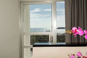 El Faro Containers Beach Hotel