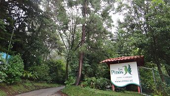 Los Pinos Cabanas y Jardines