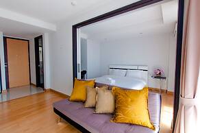 Rocco Hua Hin Beach Seaview