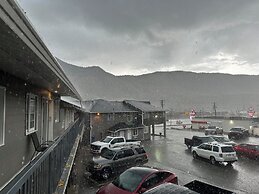 Kings Motor Inn