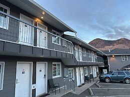 Kings Motor Inn