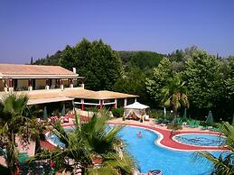 Damia Hotel