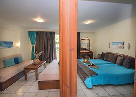 Damia Hotel