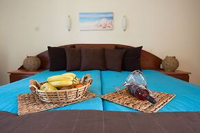 Damia Hotel
