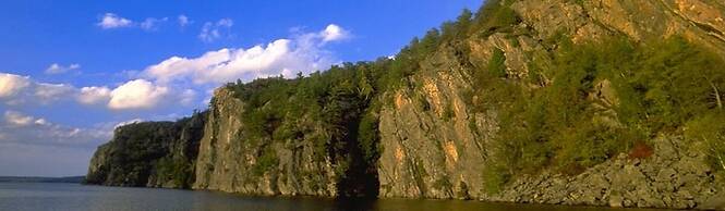 Marmora and Lake Inn