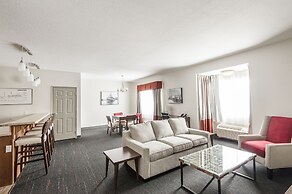Edgewater Hotel