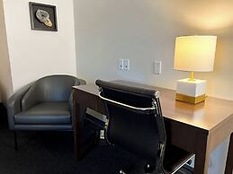 Edgewater Hotel