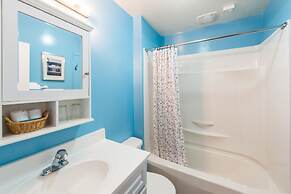 Ocean Island Garden Suites
