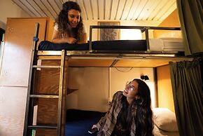 Ocean Island Inn Backpackers Suites - Hostel