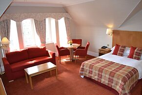 Atholl Hotel