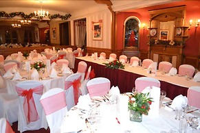 Atholl Hotel