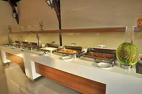 Telmessos Neva Hotel - Halal-Non Alcoholic  Hotel